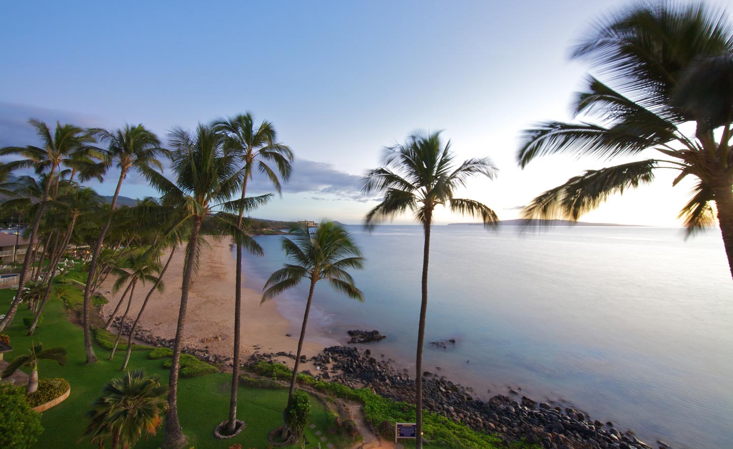 Keawakapu Beach shoreline view from the Penthouse at Mana Kai Condos